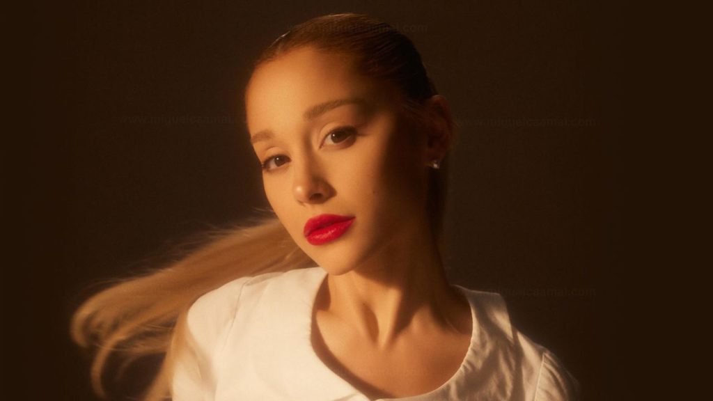 Ariana Grande planifica mini gira para promocionar “Eternal Sunshine”