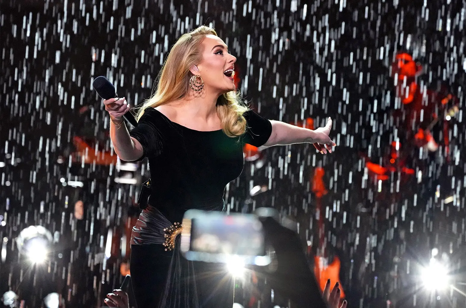 La Innovación de Adele: Un Estadio Desmontable en Münich