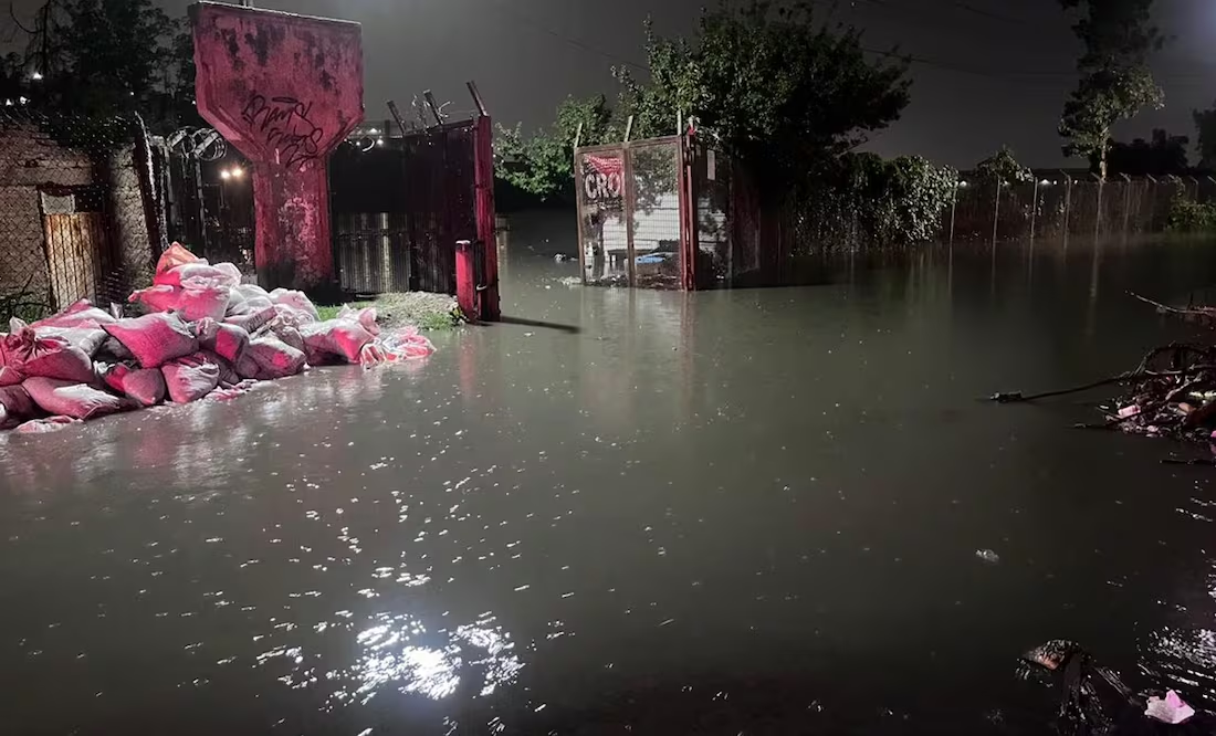 Inundaciones en Cuautitlán Izcalli y Atizapán: Desbordamiento de la Presa El Ángulo Causa Alarma