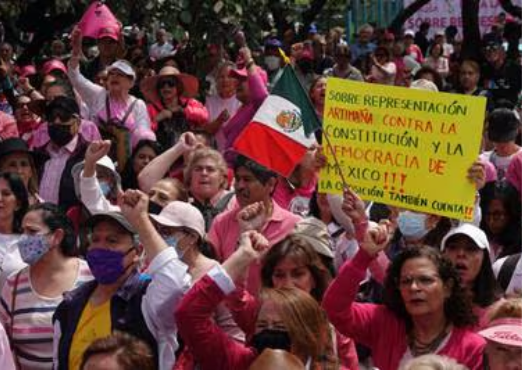 AMLO y la Decadencia de la Marea Rosa en México