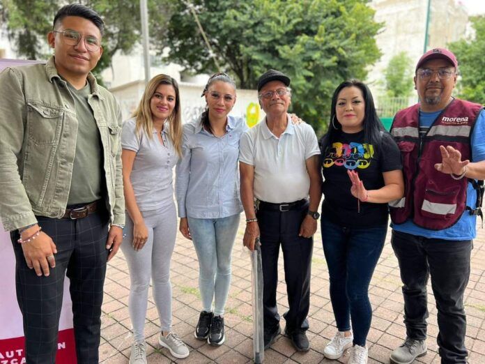 Autoridades electas de Cuautitlán Izcalli entregan apoyos a vecinos de la Unidad Habitacional Niños Héroes