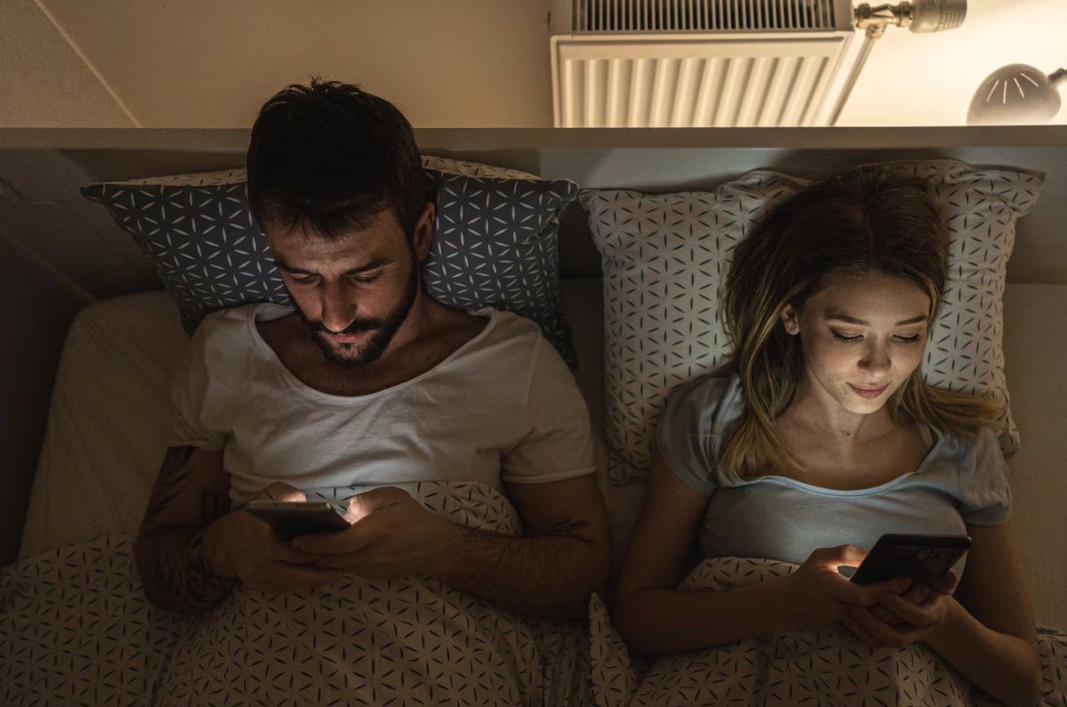 Cómo las Redes Sociales Transforman las Relaciones Amorosas