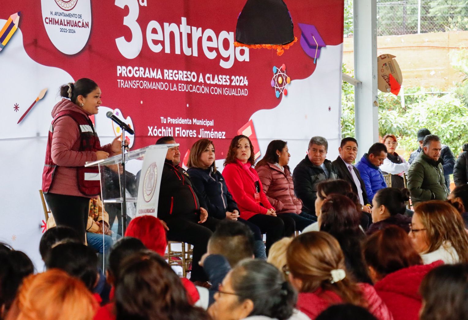 PRESIDENTA DE CHIMALHUACÁN ENCABEZA SEGUNDA SEMANA DE LA ENTREGA DEL PROGRAMA “TRANSFORMANDO LA EDUCACIÓN CON IGUALDAD”