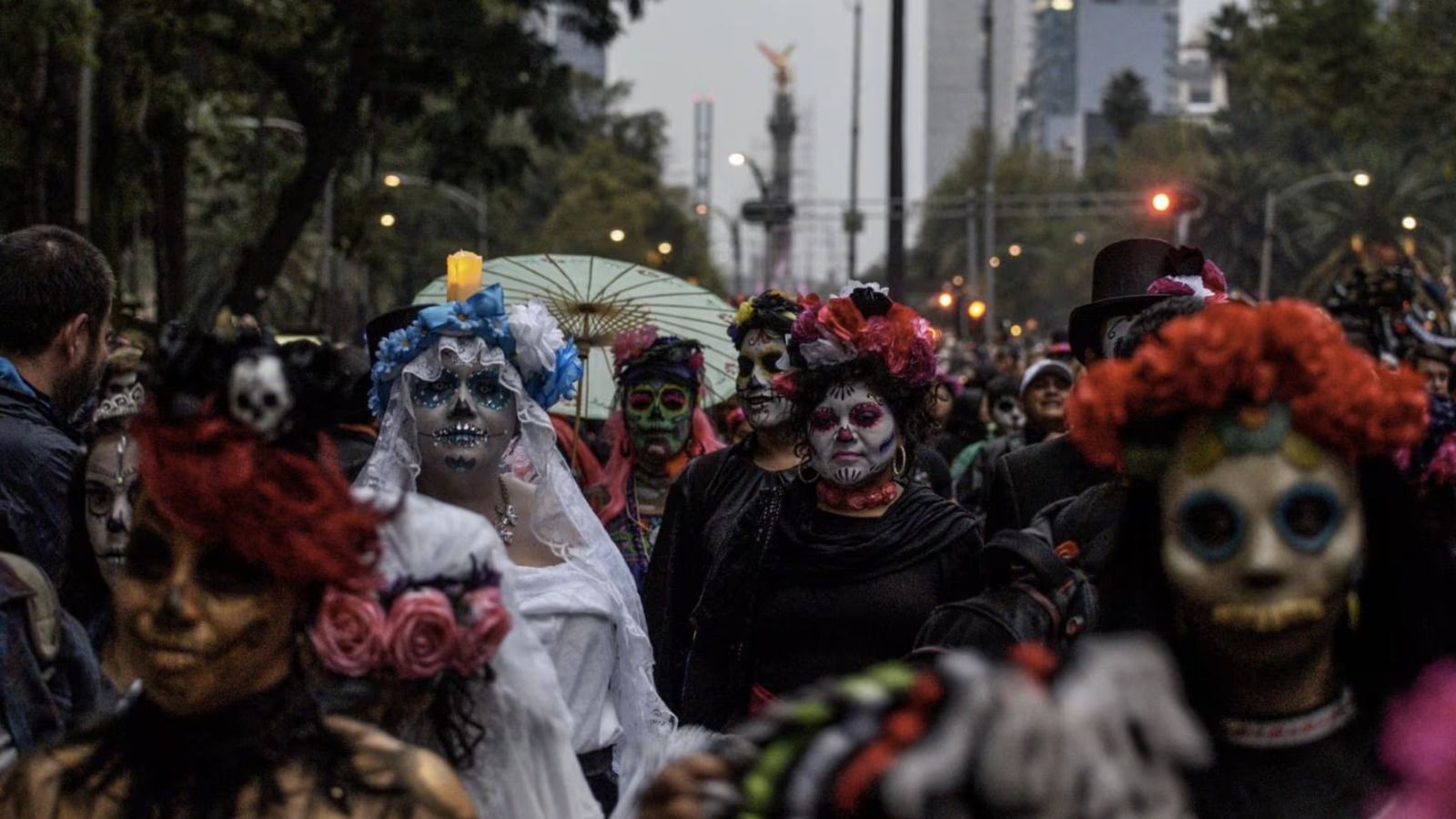 Espectacular Mega Procesión de Catrinas 2024: El Color y la Tradición en CDMX