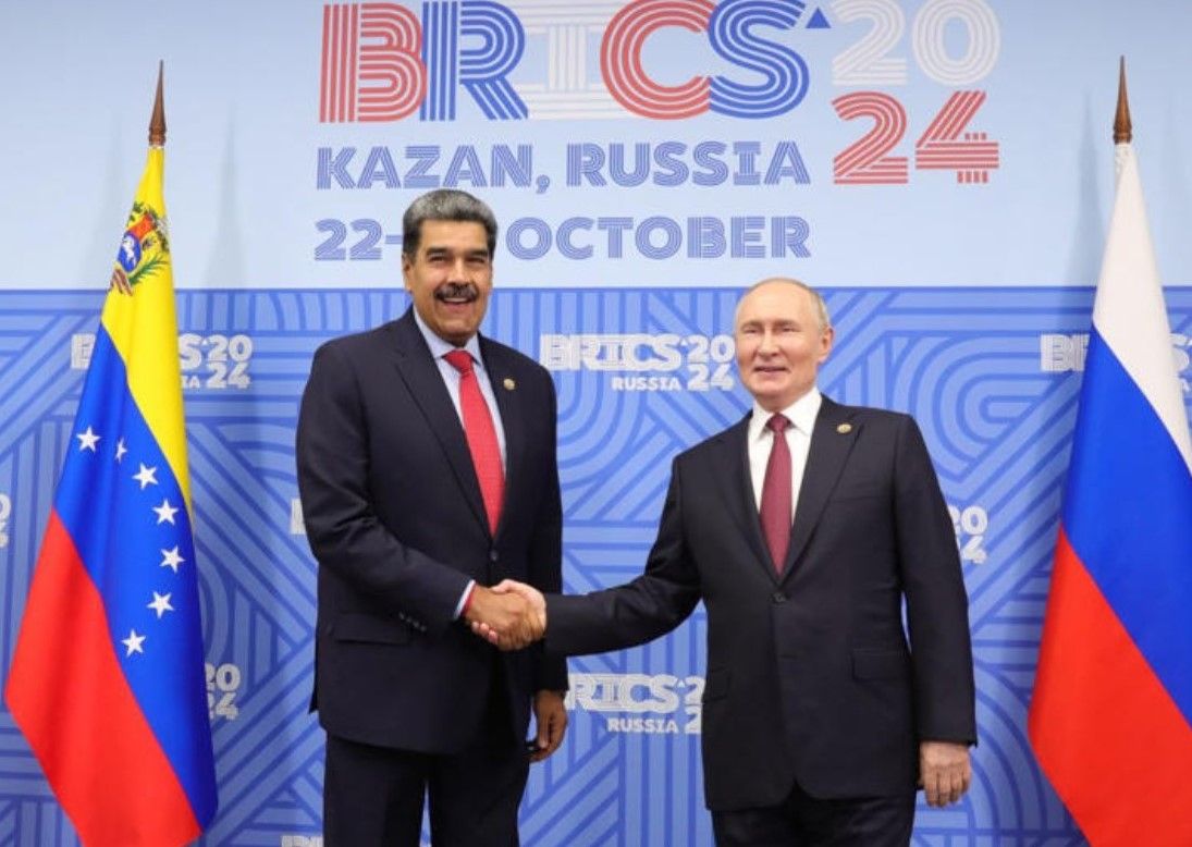 Nicolás Maduro asiste a la cumbre BRICS, pero no aparece en la foto oficial