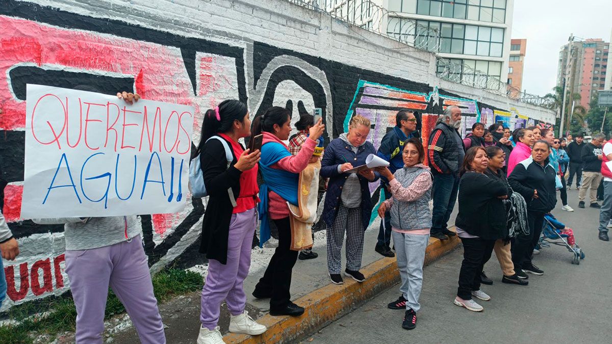 Protesta en Colonia Independencia: Residentes Exigen Agua Tras Dos Semanas de Desabasto