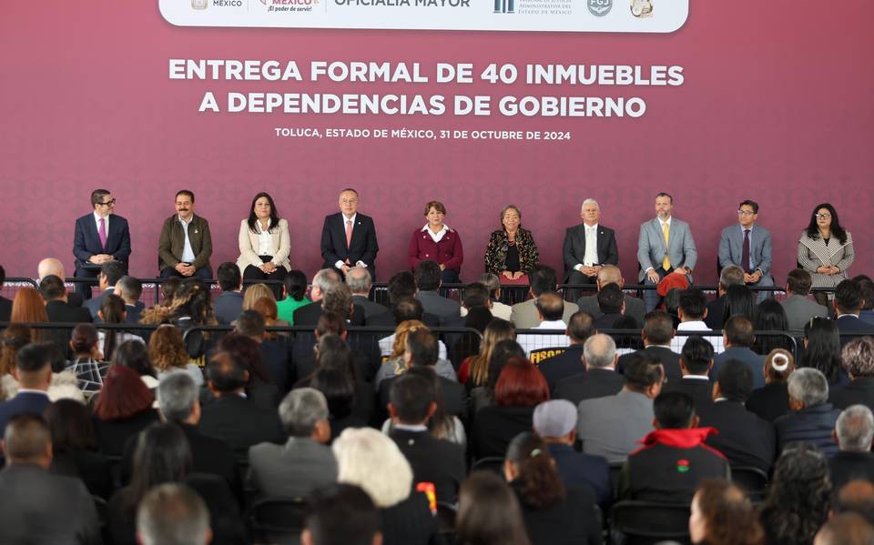 Entrega de 40 inmuebles del Edomex por Delfina Gómez