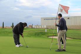 El golf, un apoyo para la salud mental