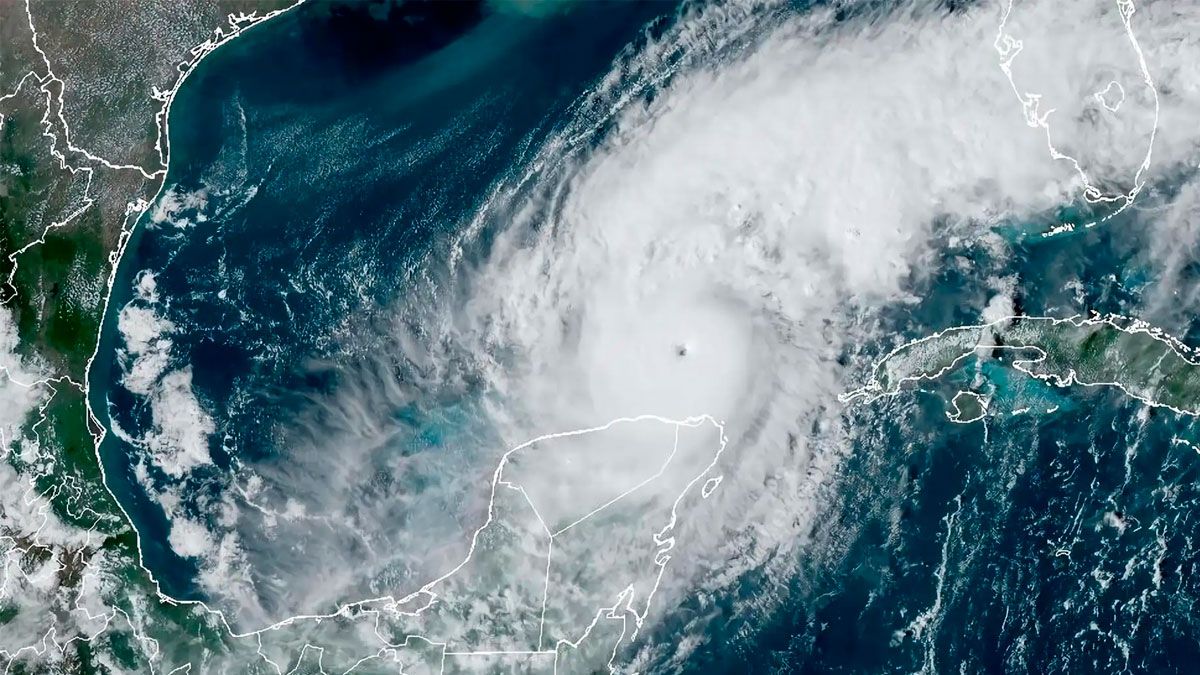 Huracán Milton: Alerta Máxima y Preparativos Críticos en Florida