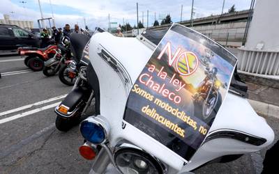 Motociclistas se manifiestan en Edomex contra la Ley Chaleco