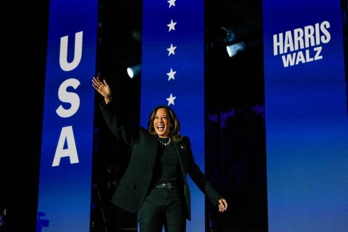 Reconoce Kamala Harris su derrota y felicita a Trump