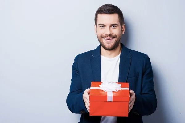 Inspírate con estas ideas de regalos para hombres