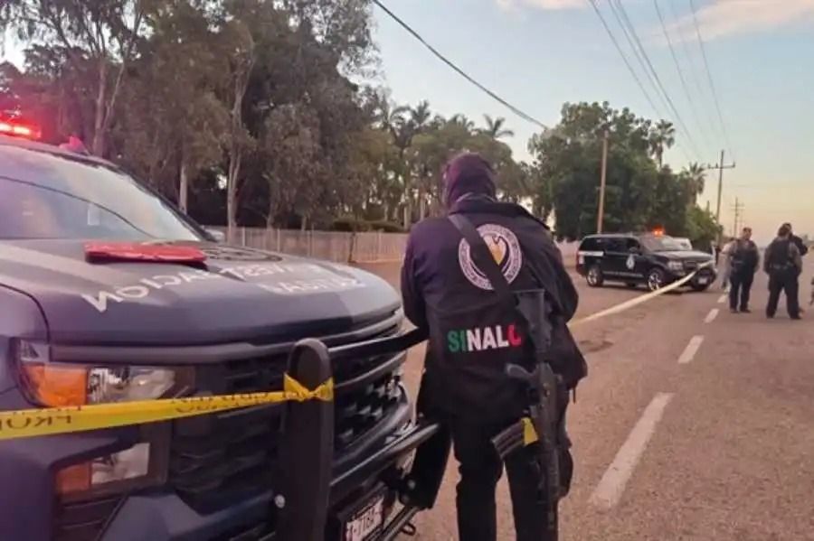 Descubren cinco cuerpos apilados en un violento amanecer en Culiacán