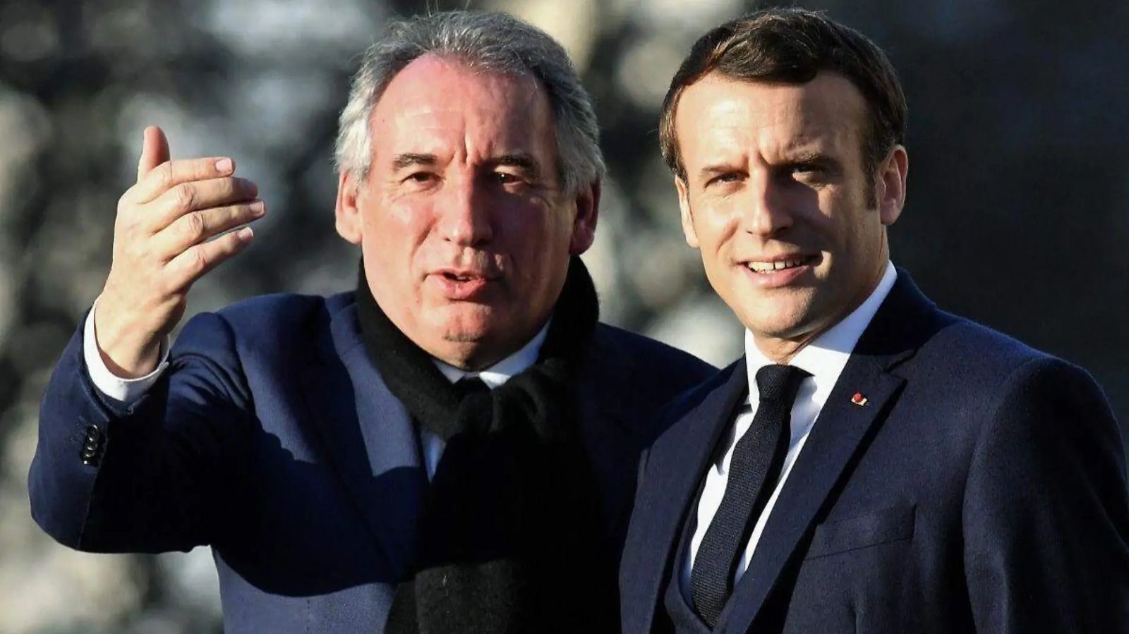 Macron Elige a François Bayrou para Liderar el Gobierno en un Momento Decisivo