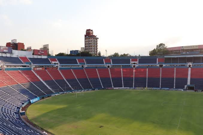 Cruz Azul podría mudarse al Estadio Cuauhtémoc tras conflictos en su actual sede