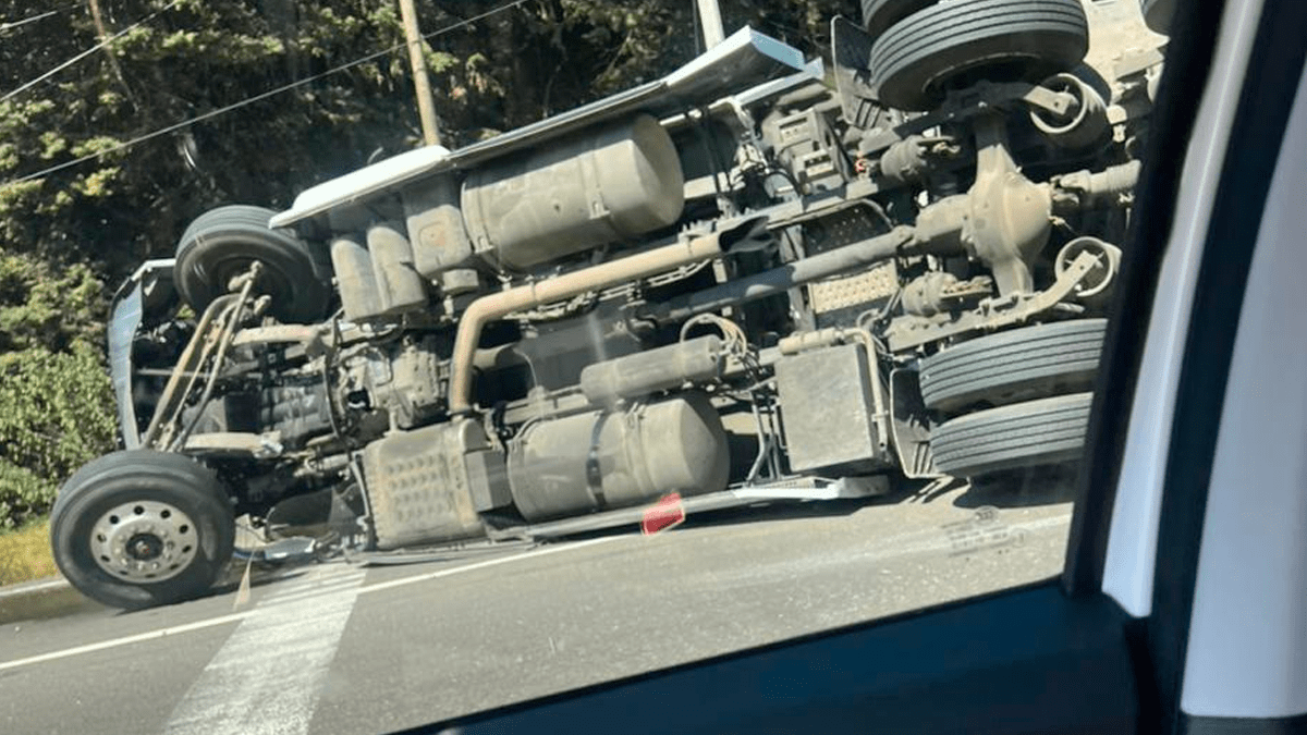 Volcadura de Tráiler en Ocoyoacac Paraliza la México-Toluca