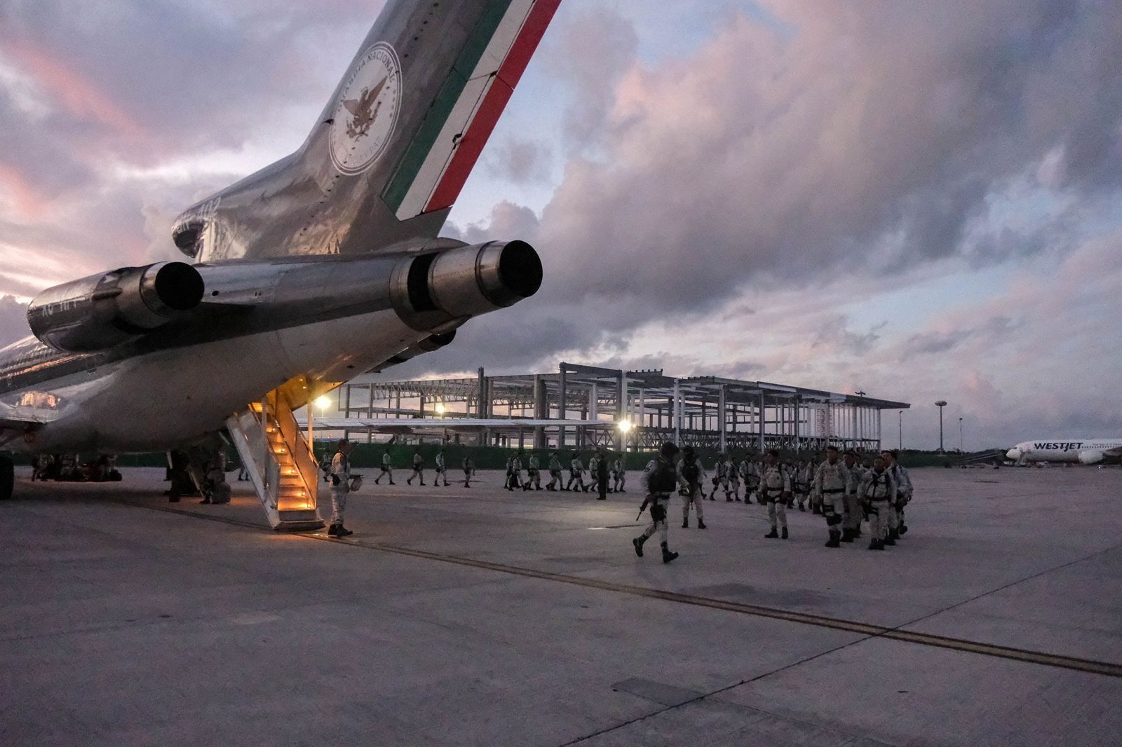 Inicia despliegue de Guardia Nacional y soldados a la frontera norte